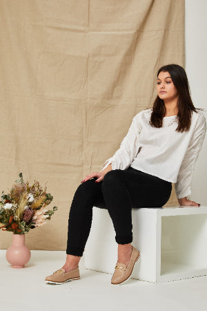 Just Bee Circa Women's Flats (6880175423656)