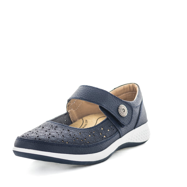 Just Bee Cada Women's Slip Ons