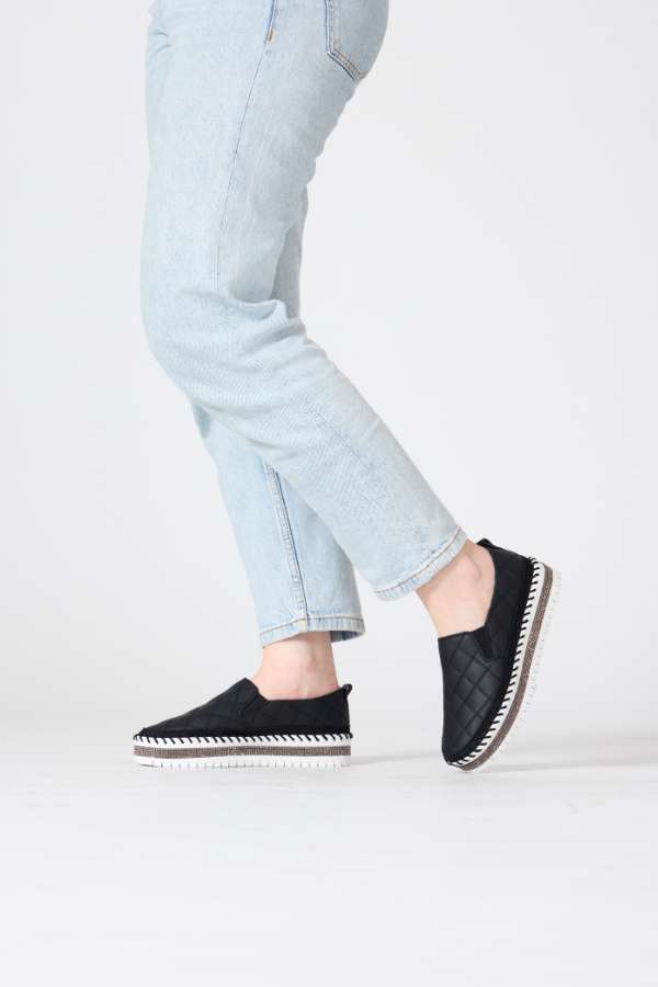 Just Bee Callay Womens Slip Ons (9007809921247)