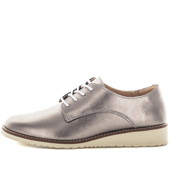 Just Bee Cruze Women's Flats