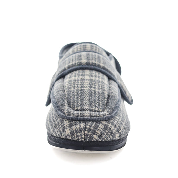 Panda Edison Women's Slippers - Grey Check (9022275584223)