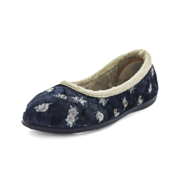 Panda Elgin Women's Slippers - Black Floral (9005720928479)