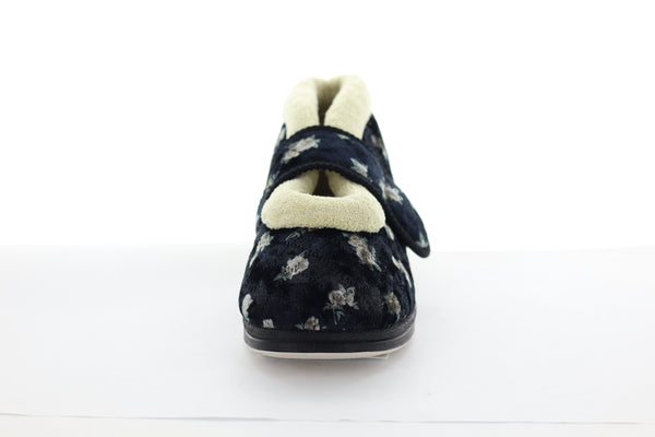 Panda Emee Women's Slippers - Black Floral (9005720830175)