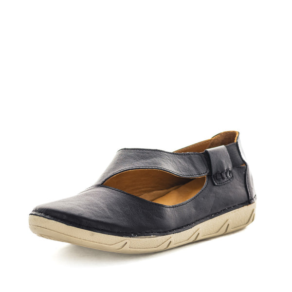 Soft Tread Bobby Women's Slip Ons - Black