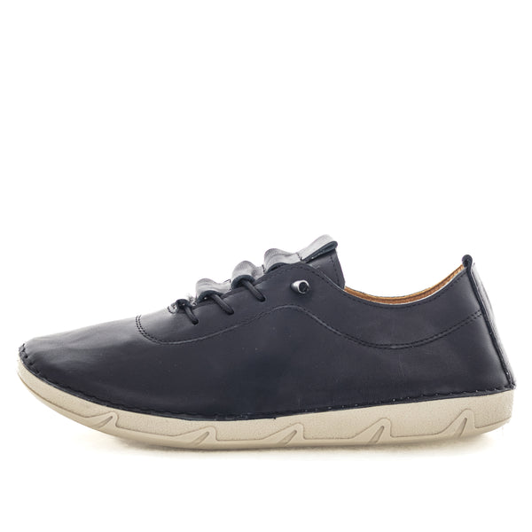 Soft Tread Bronwyn Women's Slip Ons - Black