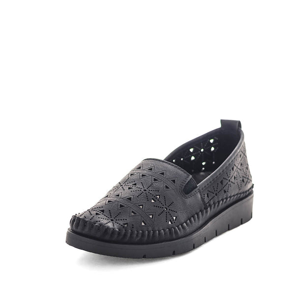 Aerocushion Martina Women's Slip Ons - Black