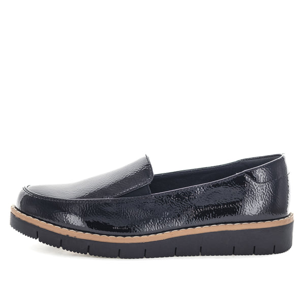 Wilde Sortez Women's Slip Ons - Black Patent
